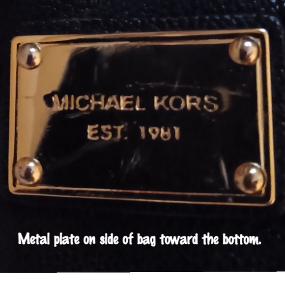 Hobo Style Bag by Michael Kors - Picture 3 of 7